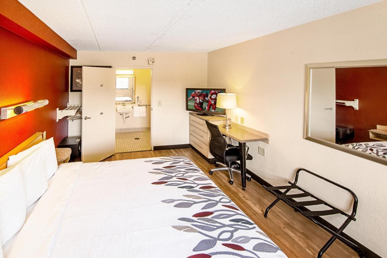 Red Roof Inn Charleston West - Hurricane, Wv Teays Valley Εξωτερικό φωτογραφία