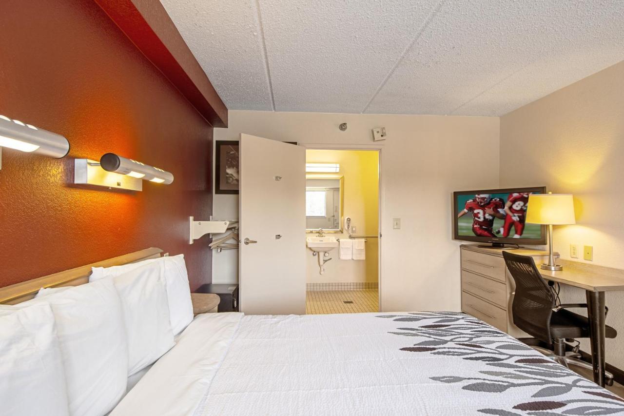 Red Roof Inn Charleston West - Hurricane, Wv Teays Valley Εξωτερικό φωτογραφία